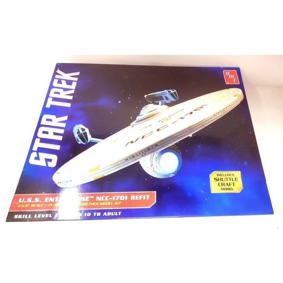 New AMT Star Trek U.S.S. Enterprise NCC-1701 with Shuttle Craft 2018 #AMT1080/06 - Picture 2 of 14